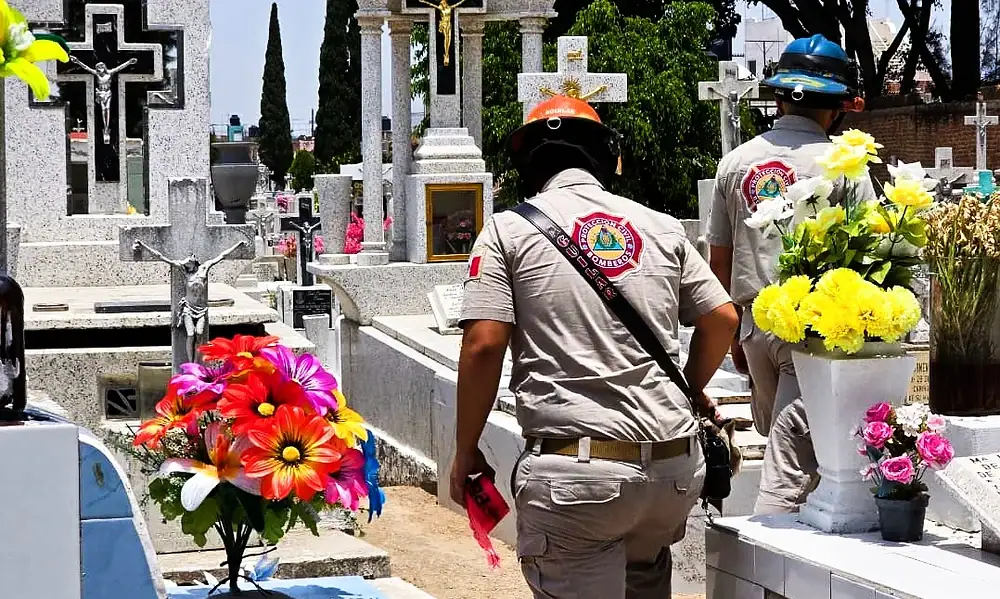 Día de las Madres: Reportan saldo blanco en panteones de Tlaquepaque