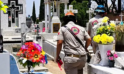 Día de las Madres: Reportan saldo blanco en panteones de Tlaquepaque