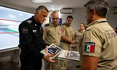 Entrega Protección Civil Programa de Gestión de Riesgos a la Comisaría de Zapopan