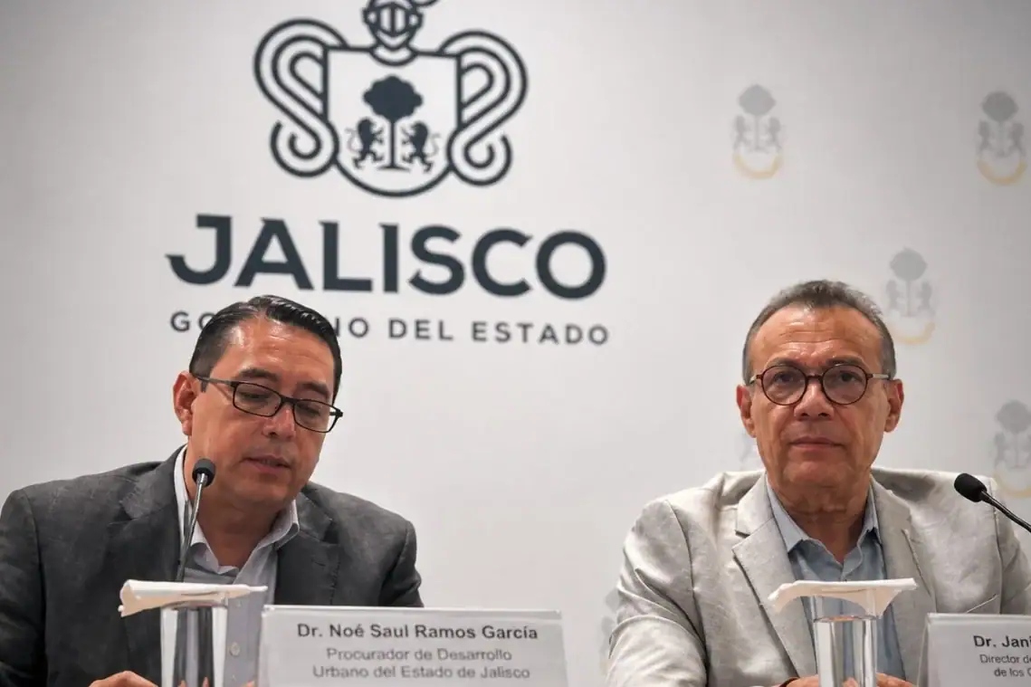 Ofrecen regularizar predios de Jalisco, darán prioridad a mujeres jefas de familia