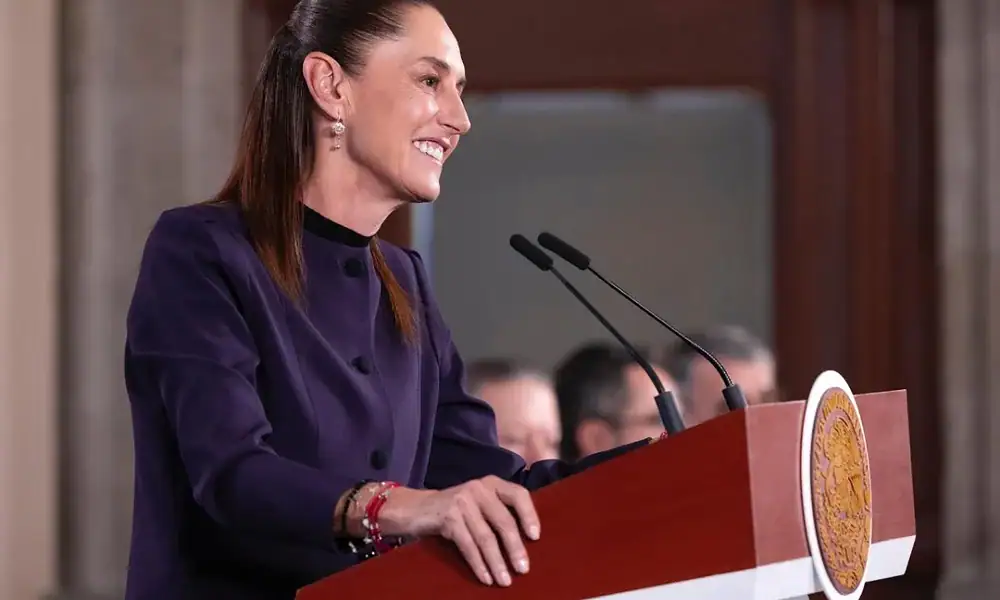 Sheinbaum propone cambiar elección judicial a 2028 y simplificar la boleta