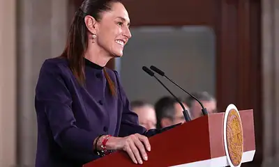 Sheinbaum propone cambiar elección judicial a 2028 y simplificar la boleta