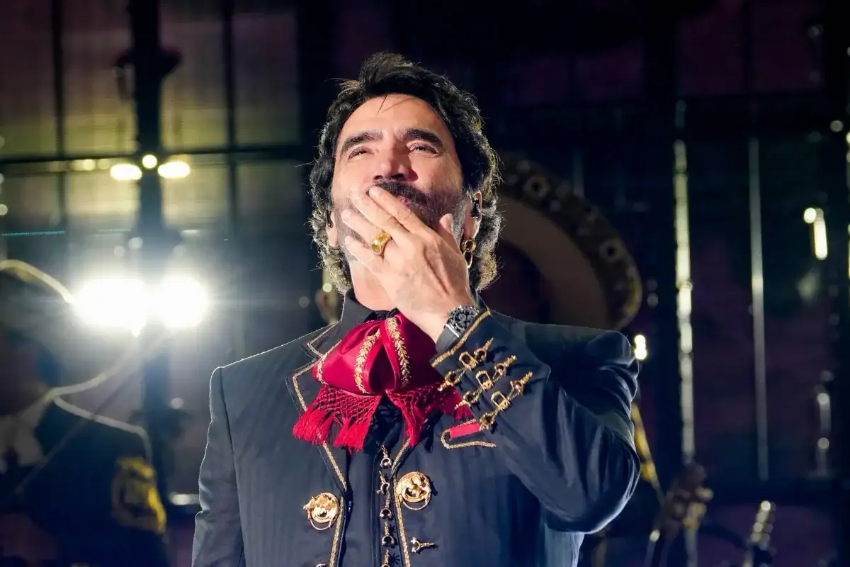 Todo listo para el concierto de Alejandro Fernández en La Minerva; esperan 180 mil asistentes