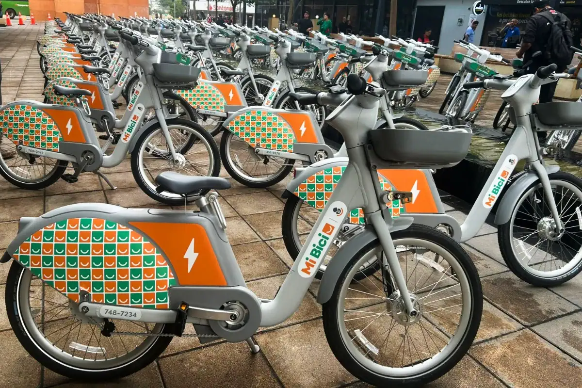 MiBici estrena mil bicis eléctricas y llegará a Tlajomulco