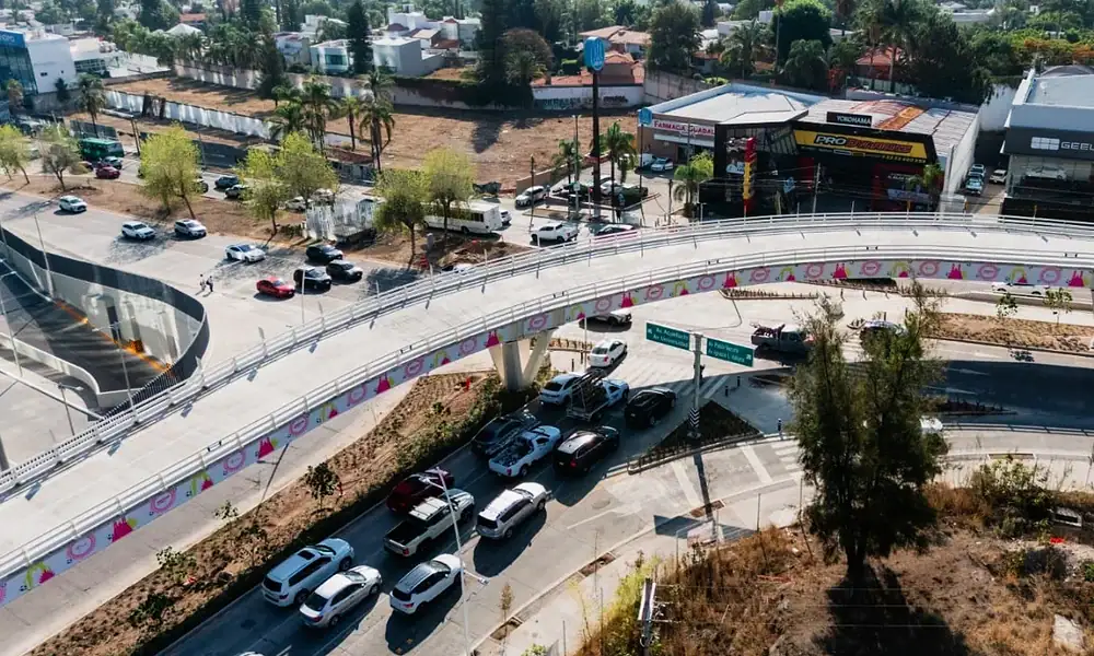 Inauguran nodo vial en Avenida Patria y Avenida Universidad