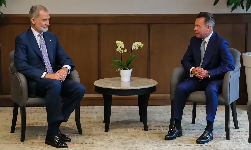 Jalisco plantea proyectos de infraestructura y turismo al rey de España