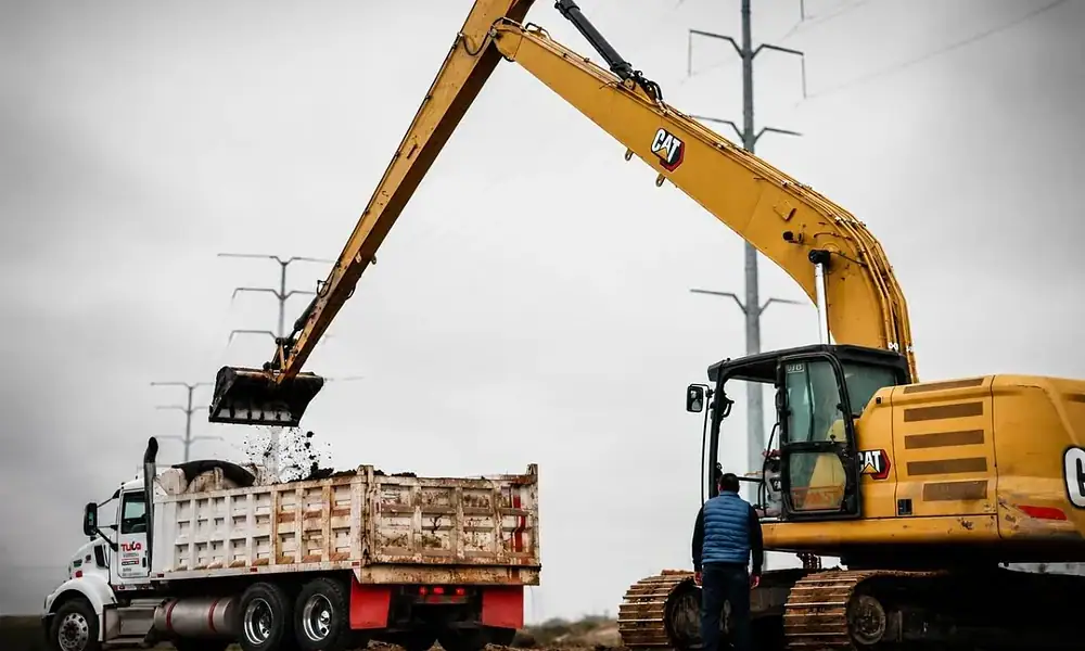 Tlajomulco intensifica limpieza de canales; detectan 34 zonas de riesgo por lluvias