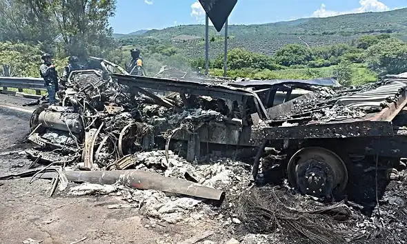 Accidente en autopista Guadalajara-Nayarit deja nueve muertos: SAMU