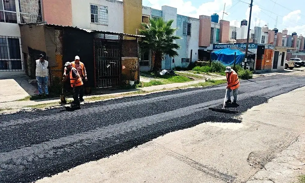 Tlajomulco duplica bacheo durante temporada de lluvias
