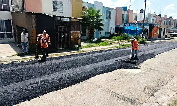 Tlajomulco duplica bacheo durante temporada de lluvias