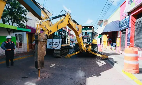 Tlajomulco amplía renovación del Centro con obra en calle Juárez Norte