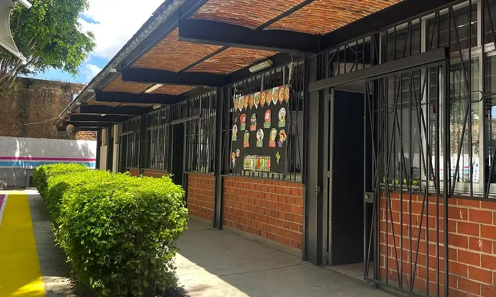 Lluvias dejan afectaciones en 11 escuelas de Jalisco