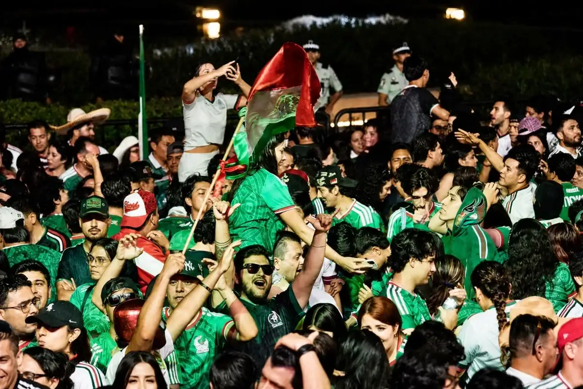 Habrá más pantallas y seguridad durante transmisión del México vs Inglaterra en La Minerva