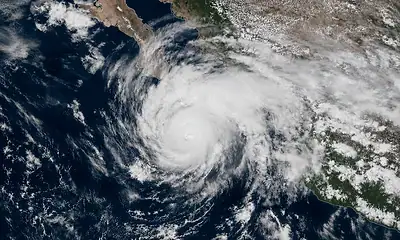 Huracán Genevieve alcanza categoría 5; ¿impactará a México?