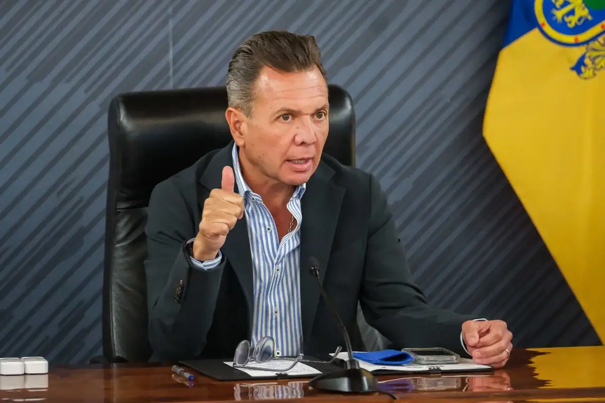 Lemus anuncia plan hídrico con pipas y obras; descarta privatizar Siapa