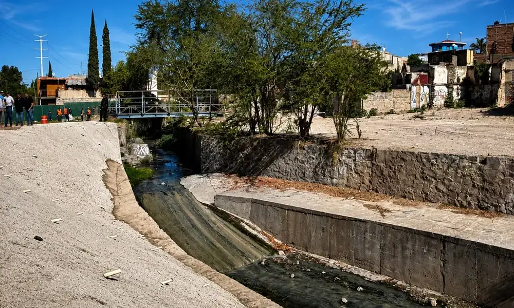 Frangie anuncia obras en el arroyo de La Martinica