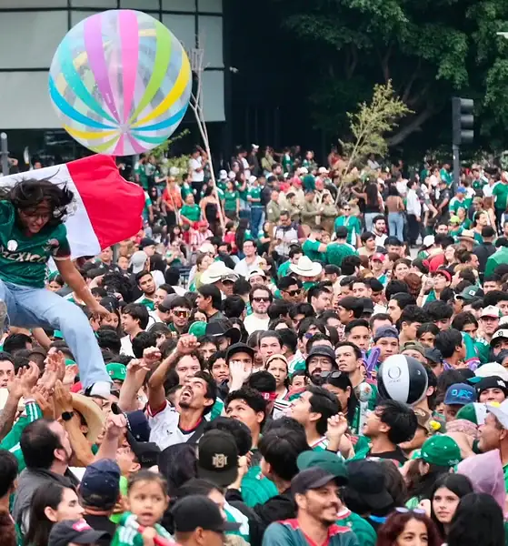 Más de 150 mil disfrutan el México vs. Inglaterra con saldo blanco en Jalisco