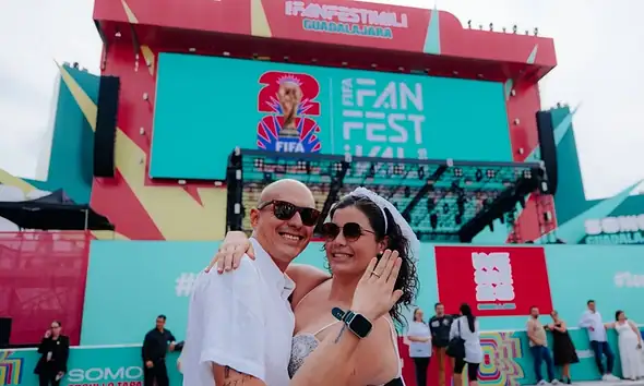 750 parejas contraen matrimonio en el FIFA Fan Fest de Guadalajara