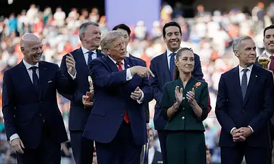 Sheinbaum habló con Trump sobre temas comerciales durante la final del Mundial