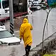 Lluvia deja inundaciones y más de 100 vehículos varados en Tlaquepaque