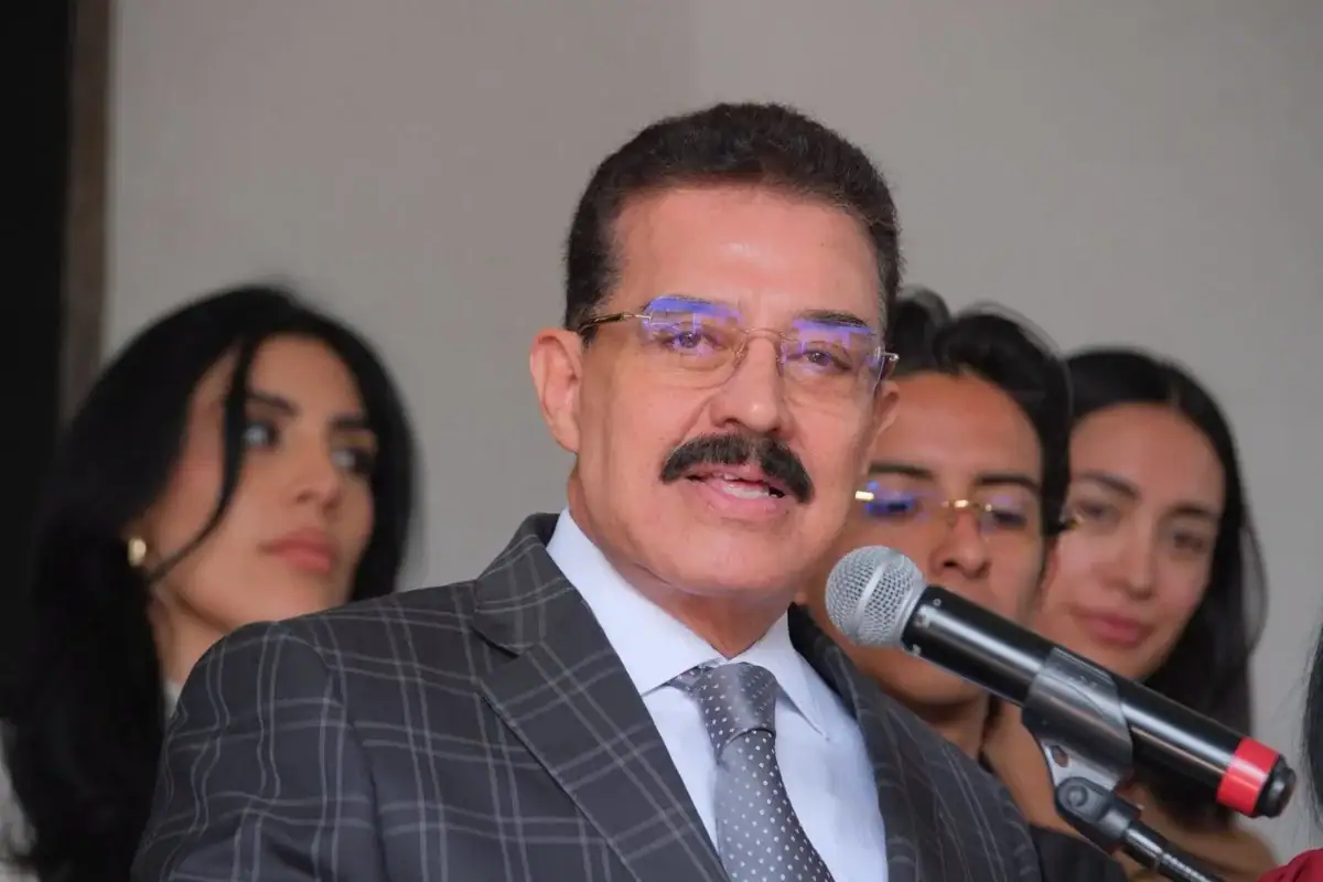 Carlos Lomelí confirmó que buscará registrarse en el proceso interno de Morena para competir por la presidencia municipal de Guadalajara.