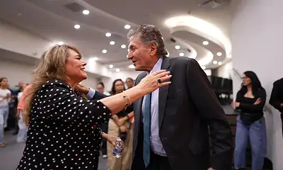 Juan José Frangie informa sobre la propuesta de permuta para el predio de Mirador de San Isidro.