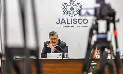 Funcionarios de la Secretaría de la Hacienda Pública presentan cifras sobre la disminución de participaciones federales para Jalisco.