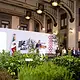 Personas participan en labores de reforestación durante una jornada ambiental en México.