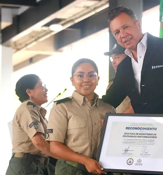 Pablo Lemus anunció que el proyecto de presupuesto de 2027 propondrá 500 millones de pesos para equipamiento y un incremento salarial para los bomberos de Jalisco.