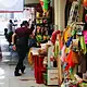 Tlaquepaque regulariza 500 locales de mercados municipales