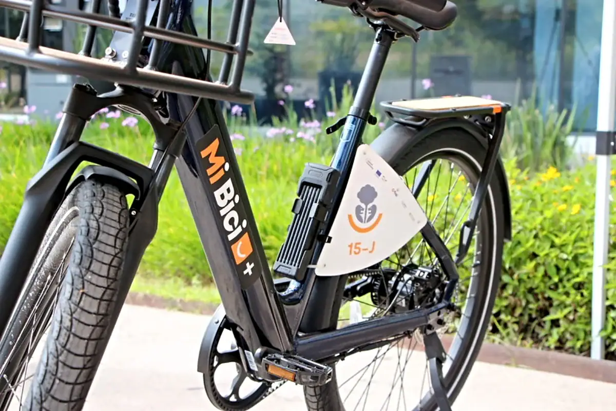 Bicicleta eléctrica del programa piloto Mi Bici + presentado en Tlajomulco.