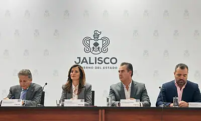 Autoridades de Guadalajara, Zapopan, Tlajomulco y el SIAPA anuncian un acuerdo para regularizar adeudos por el servicio de agua.