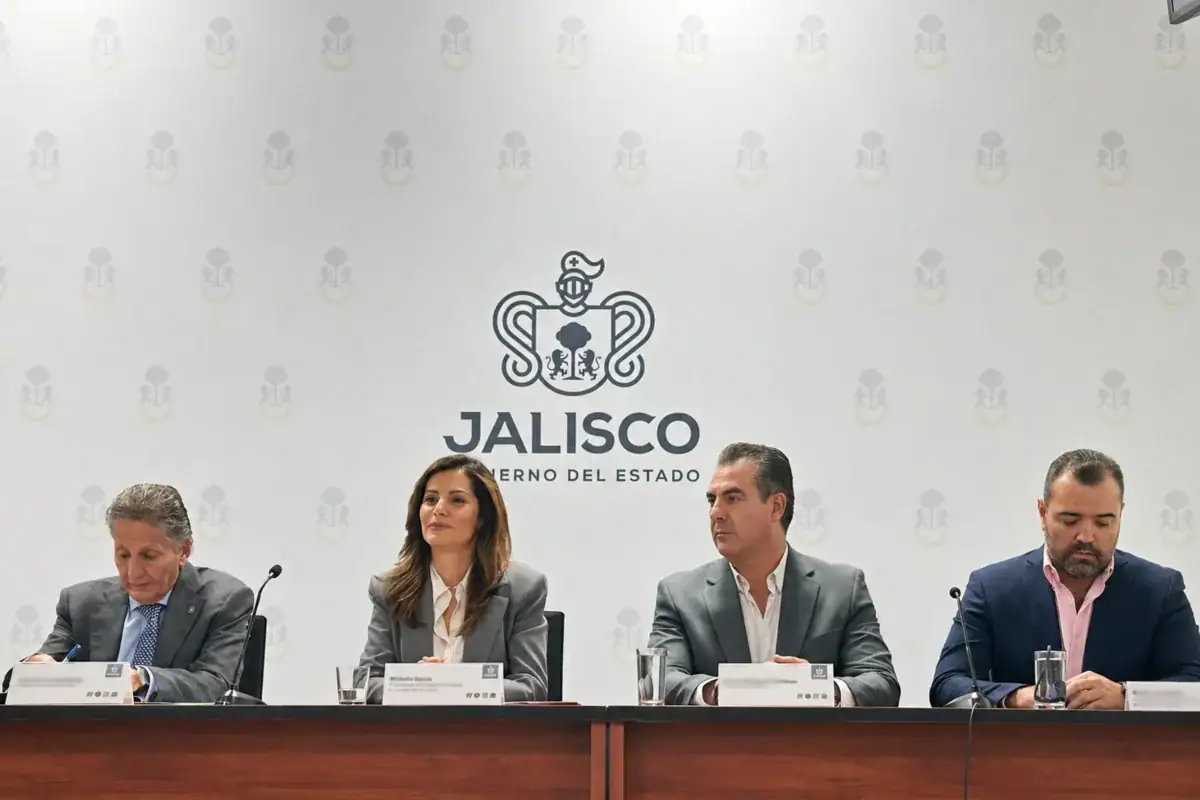 Autoridades de Guadalajara, Zapopan, Tlajomulco y el SIAPA anuncian un acuerdo para regularizar adeudos por el servicio de agua.