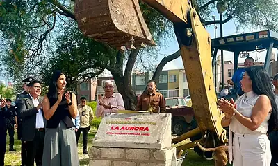 Trabajadores inician la construcción de la nueva comisaría municipal de Juanacatlán.