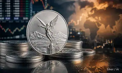 Precio de la onza de plata Libertad hoy lunes 10 de agosto de 2026 en Banco Azteca