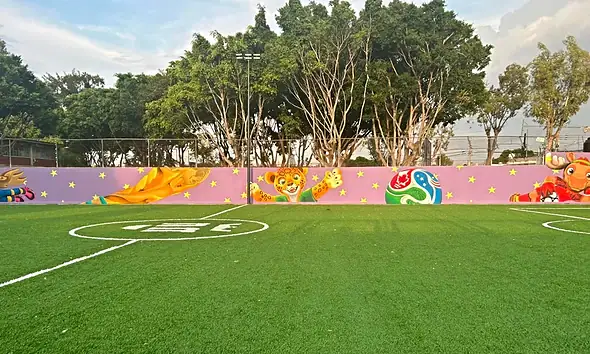 Cancha y área recreativa del Parque Colli CTM rehabilitado en Zapopan