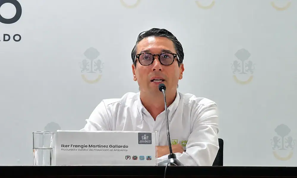 Trabajos de remediación ambiental en el antiguo vertedero Laureles.