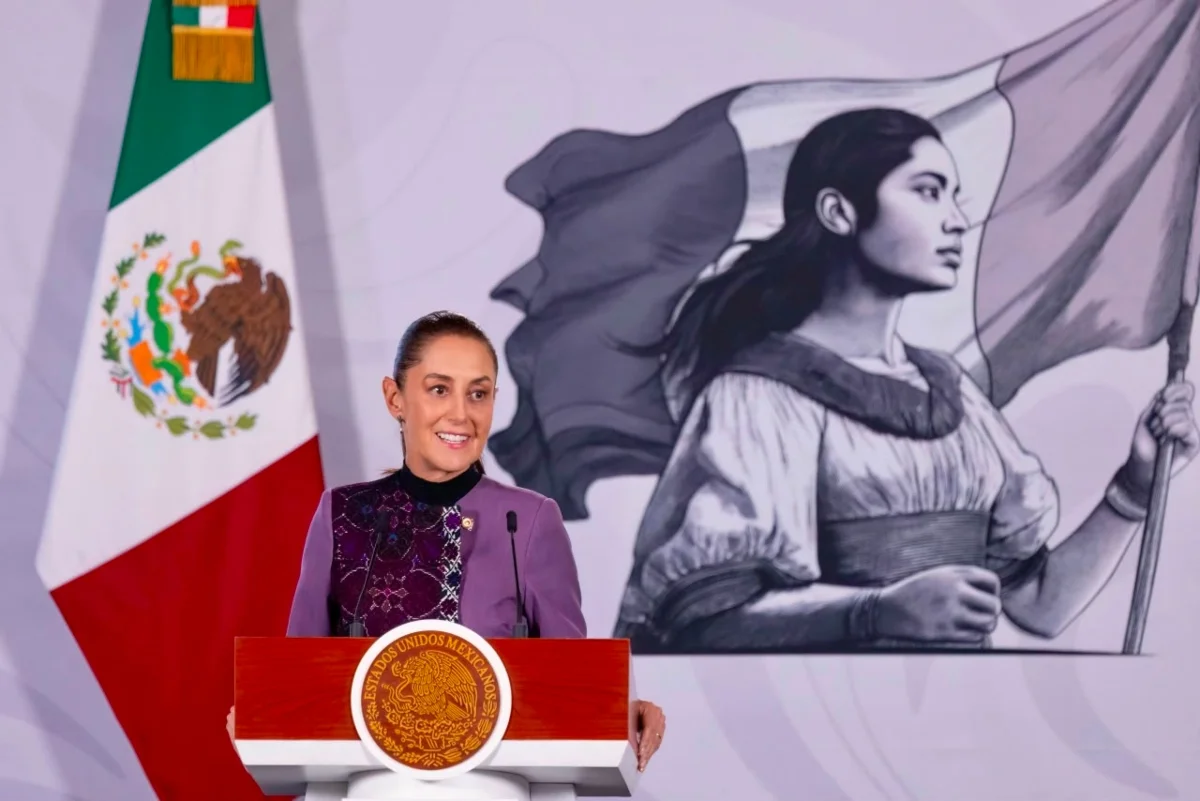 Claudia Sheinbaum firmó el decreto para crear 12 mil 750 consultorios de atención primaria en 24 estados.