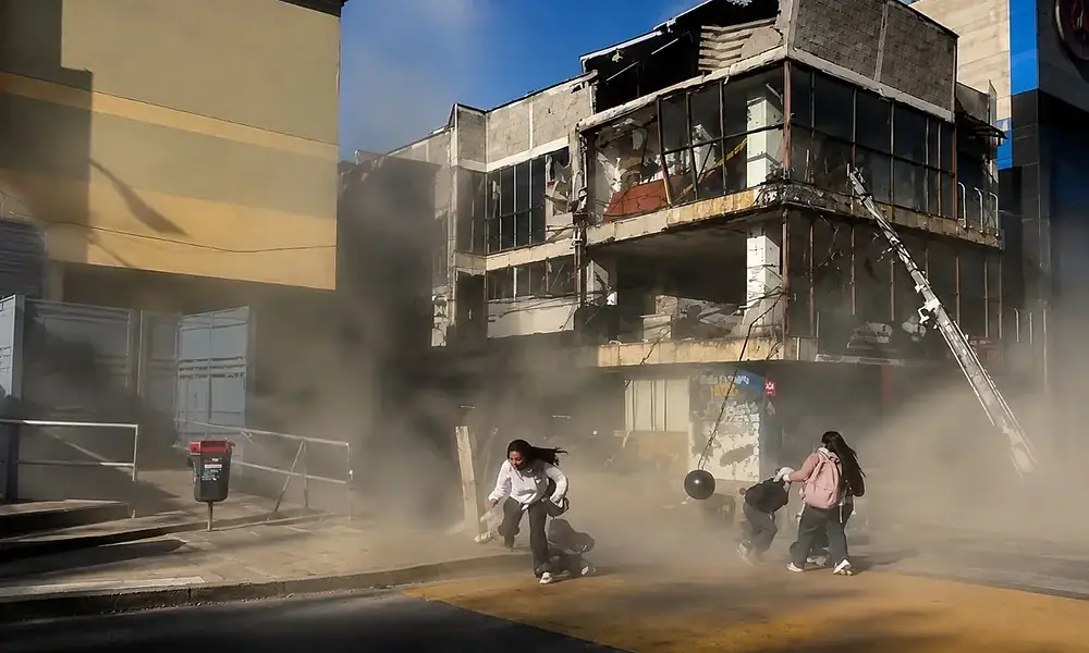 Claudia Sheinbaum ofrece apoyo de México a Colombia tras sismo de magnitud 7.4.