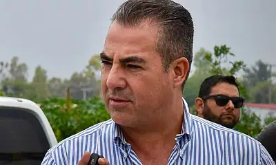 Ismael Jáuregui Castañeda, director general del SIAPA, descartó cortes o reducciones del servicio de agua en viviendas por adeudos