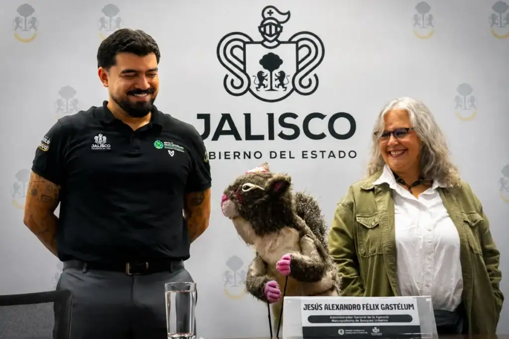 Árboles caídos por el temporal de lluvias en bosques urbanos de la ZMG
