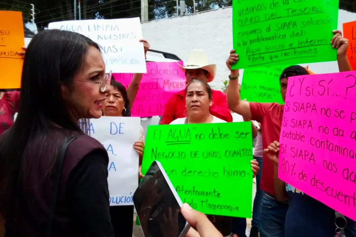 Laura Imelda Pérez Segura participa en la Junta de Gobierno del SIAPA para solicitar la revisión de colonias de Tlaquepaque.