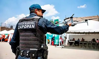 Zapopan busca cubrir 128 plazas de policía y ofrece ingresos integrados de 25 mil 134 pesos, además de una beca durante la academia.