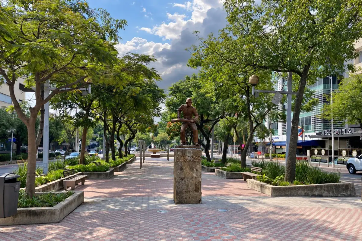 Cielo con nubosidad sobre Guadalajara para ilustrar el pronóstico del miércoles 9 de septiembre de 2026.