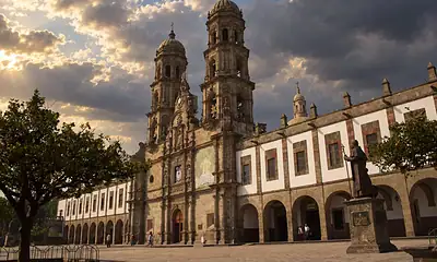 Pronóstico del clima en Guadalajara hoy sábado 5 de septiembre de 2026, con posibilidad de lluvias.