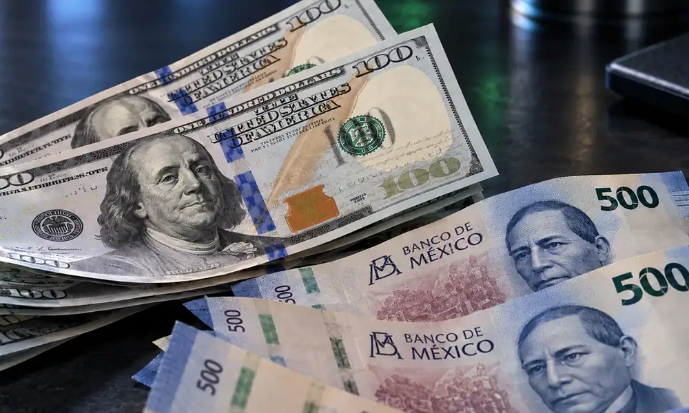 Precio del dólar hoy martes 8 de septiembre de 2026 frente al peso mexicano