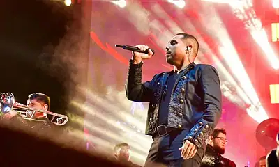 Espinoza Paz en festejo del Grito de Independencia en Tlaquepaque