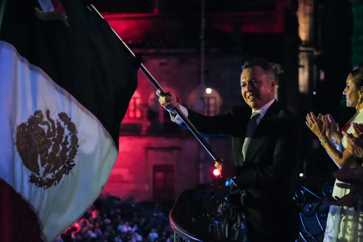 Pablo Lemus durante el Grito de Independencia 2026 en Guadalajara