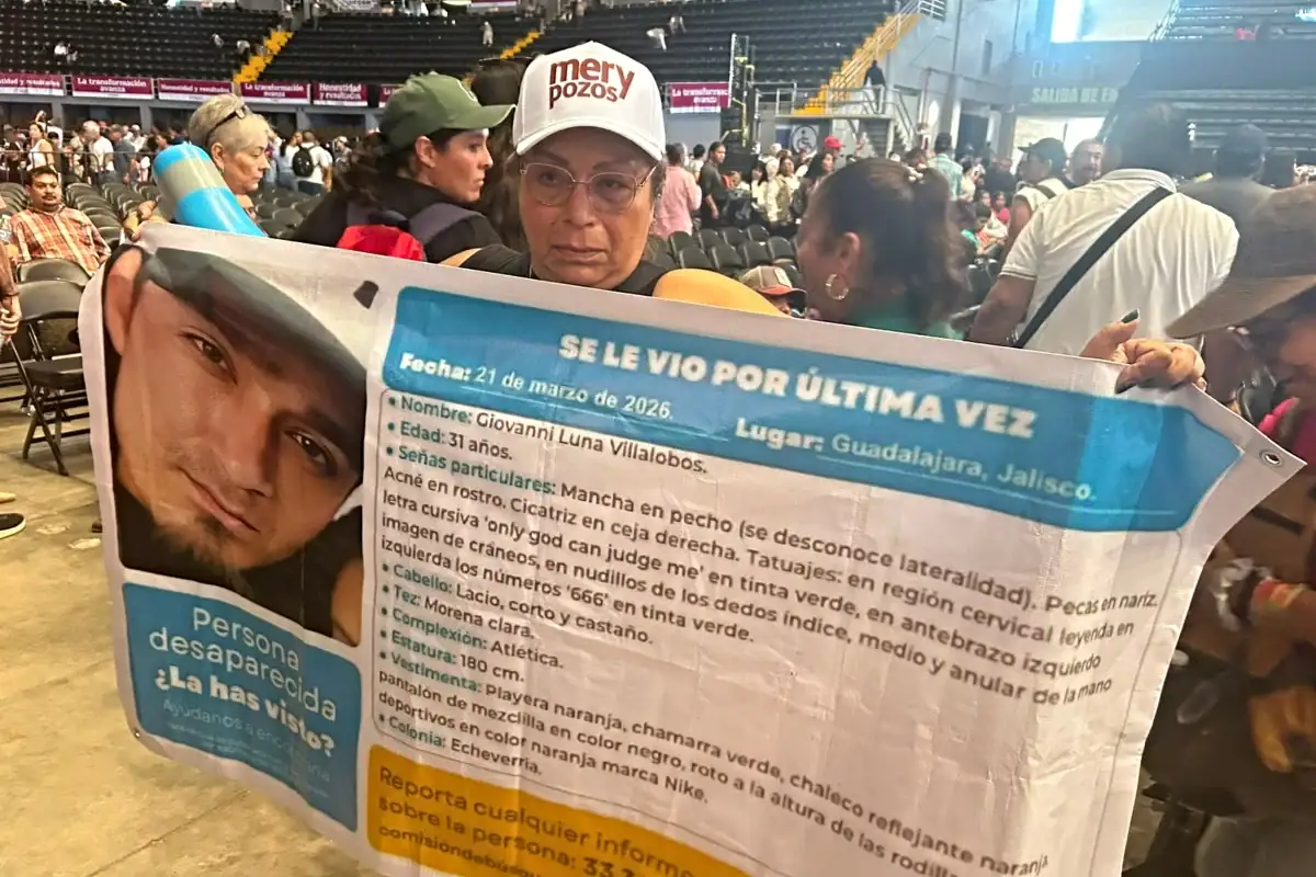Madre de Giovanni Luna pide apoyo a Sheinbaum para localizarlo