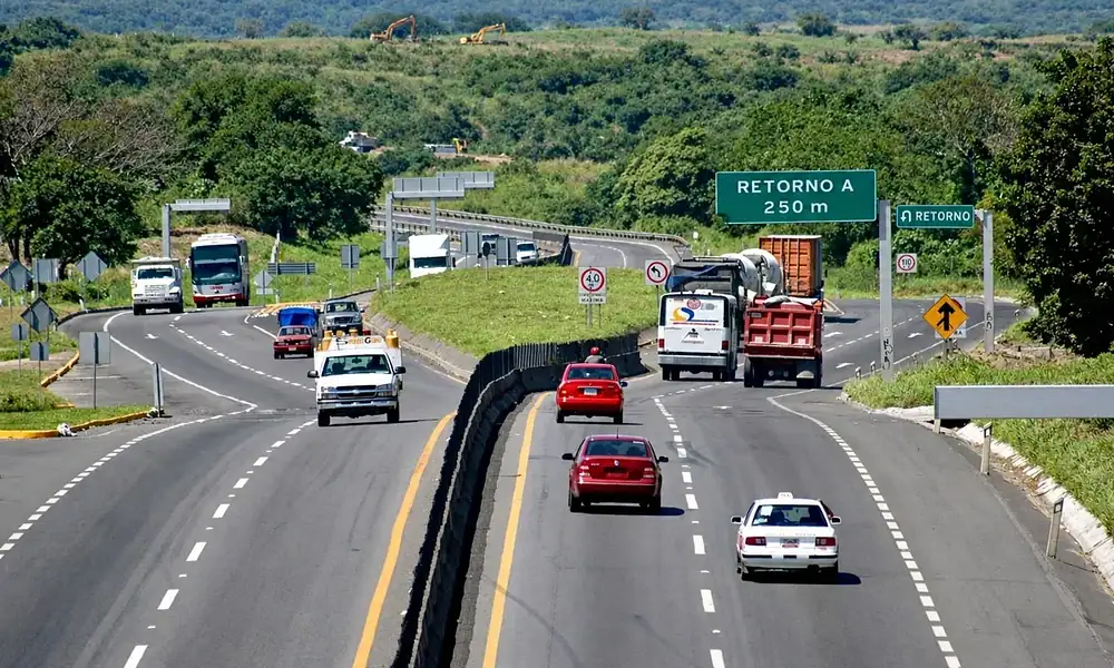 Obras del Programa de Infraestructura Carretera en México